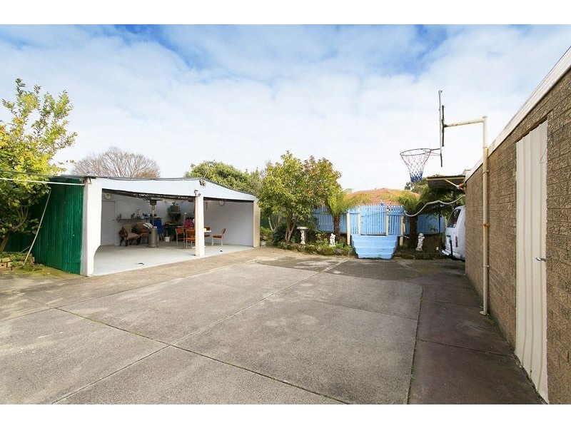 34 Dunbarton Drive, Wantirna VIC 3152