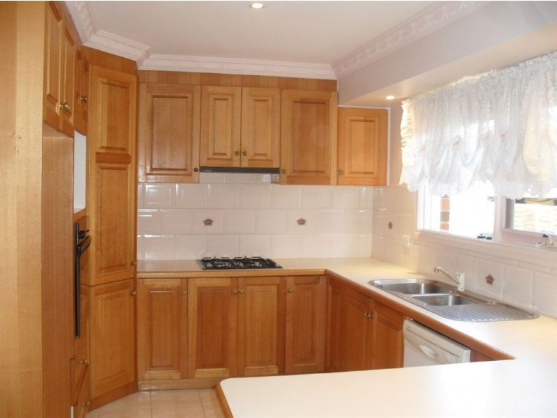 1/16 Charlton Street, Mount Waverley VIC 3149