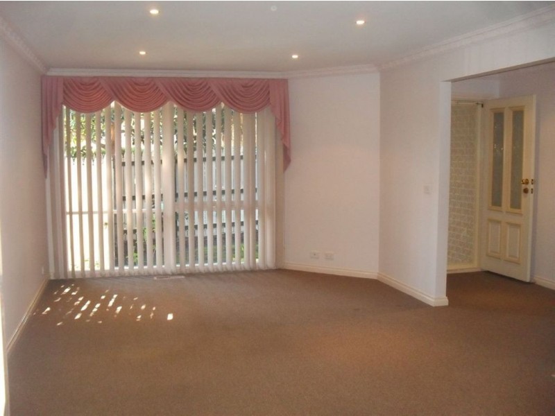 1/16 Charlton Street, Mount Waverley VIC 3149