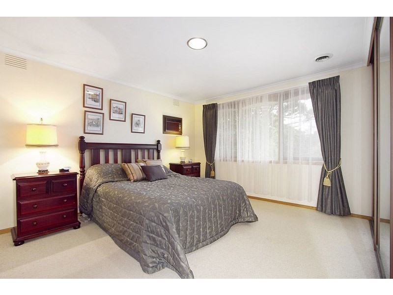 61 Madeline Street, Glen Waverley VIC 3150