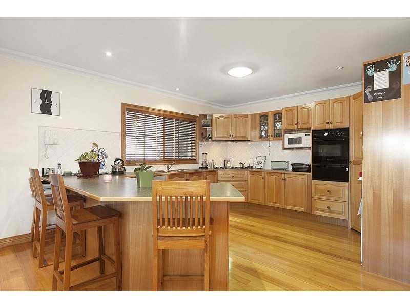 3 Sylvan Crescent, Ashwood VIC 3147