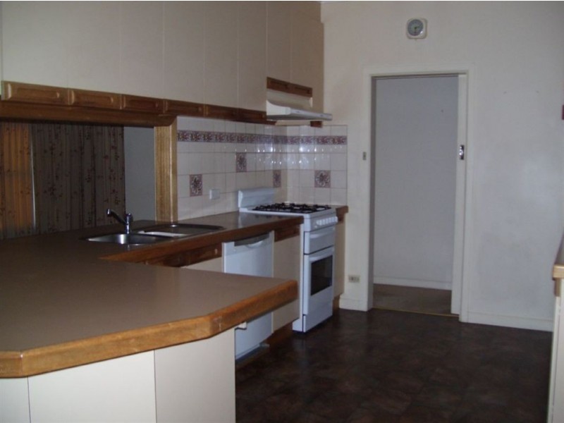 28 Imperial Avenue, Mount Waverley VIC 3149