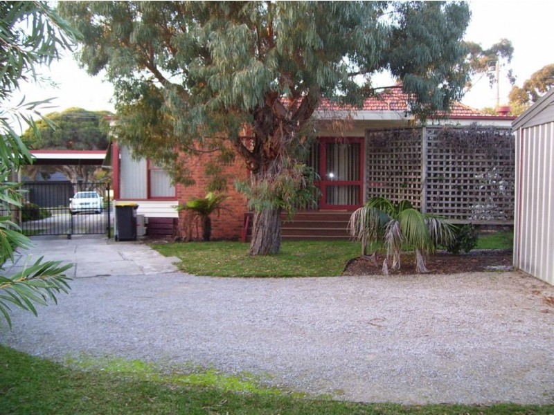 28 Imperial Avenue, Mount Waverley VIC 3149