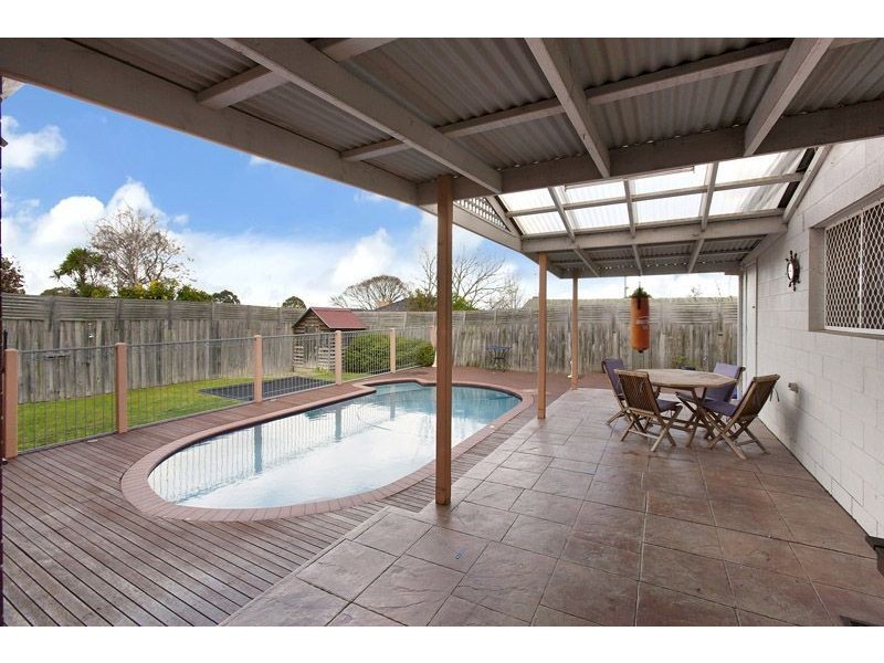 13 Watsons Road, Glen Waverley VIC 3150