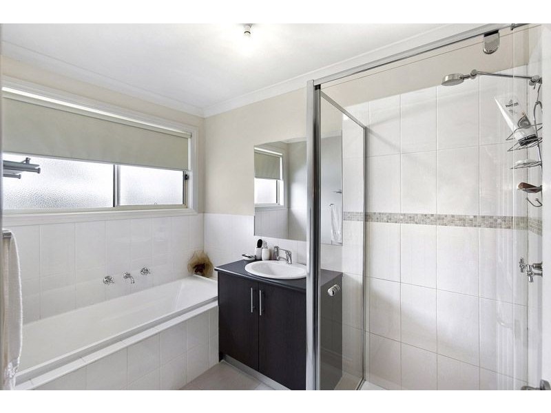 3/5 Logan Court, Noble Park VIC 3174