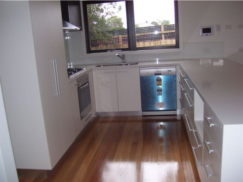 2/23 Lynden Grove, Mount Waverley VIC 3149