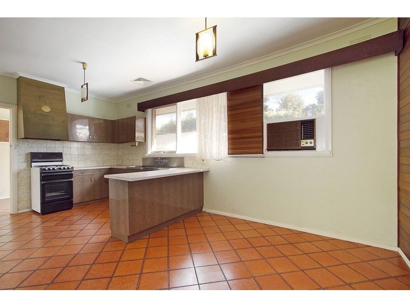 23 Bradstreet Road, Mount Waverley VIC 3149