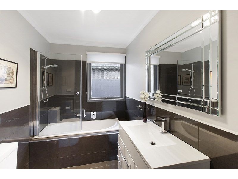 43 Anora Crescent, Mulgrave VIC 3170