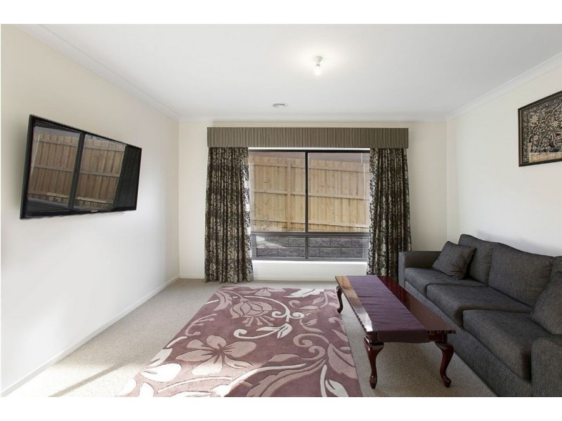 54 Campbell Street, Glen Waverley VIC 3150