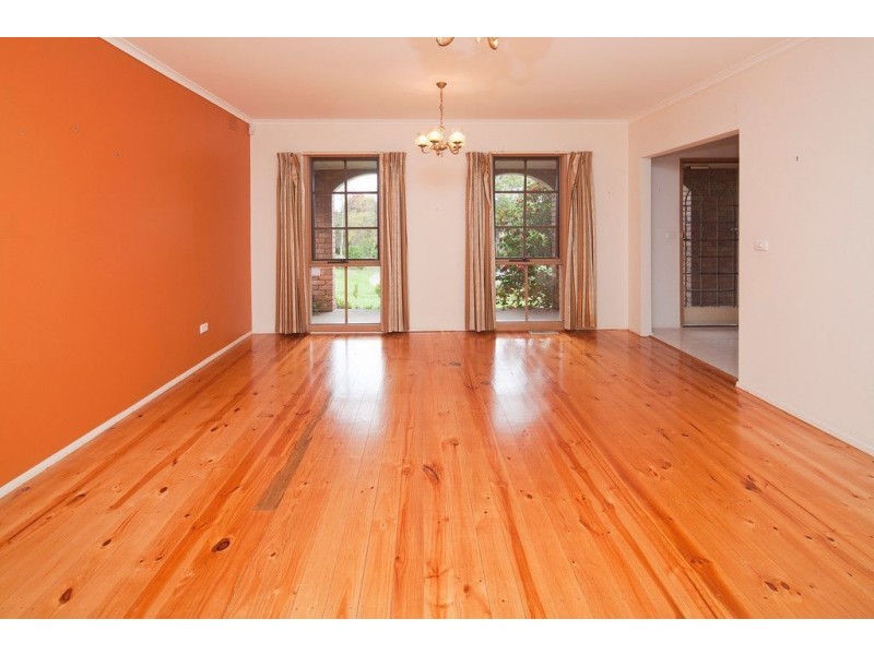 9 Midlothian Place, Glen Waverley VIC 3150