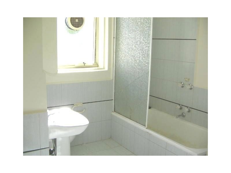 10/8 Mitford Street, St Kilda VIC 3182