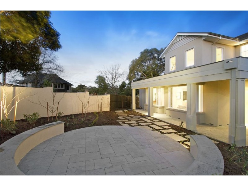 2 Bruce Street, Mount Waverley VIC 3149