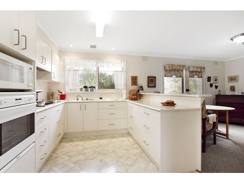 3/4 Bolan Street, Glen Waverley VIC 3150