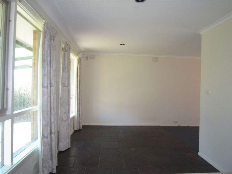 6 Tudawali Crescent, Wheelers Hill VIC 3150