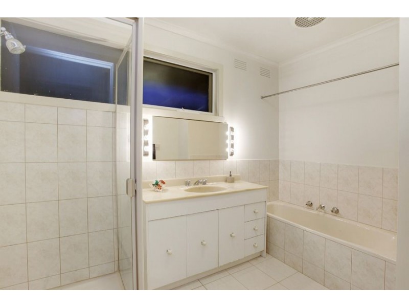 3 Bicton Street, Mount Waverley VIC 3149