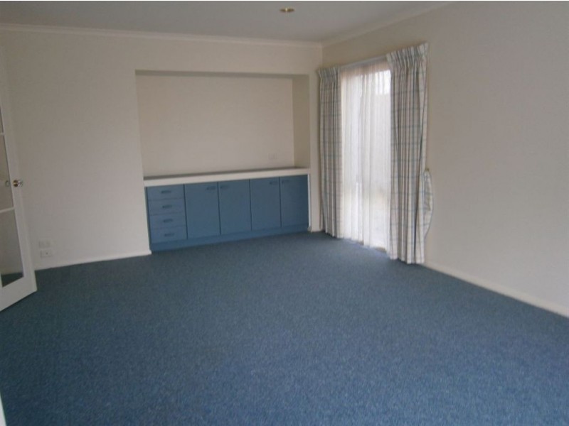 2 Latham Court, Glen Waverley VIC 3150