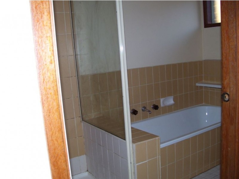 11/99A Athol Road, Springvale South VIC 3172