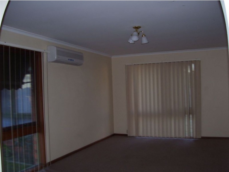 11/99A Athol Road, Springvale South VIC 3172