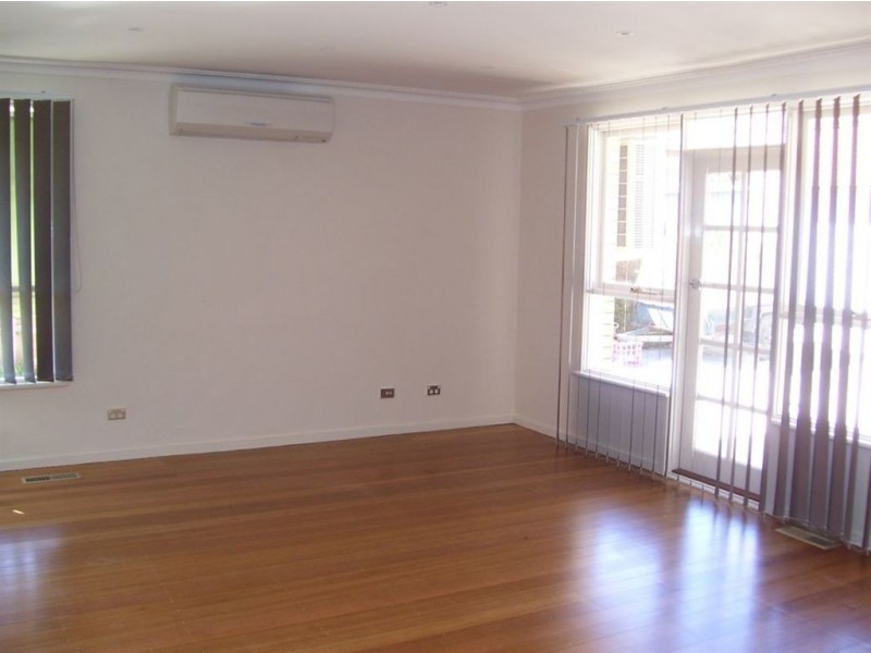 30 Therese Avenue, Mount Waverley VIC 3149