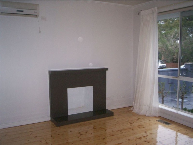 1/120 High Street Road, Ashwood VIC 3147