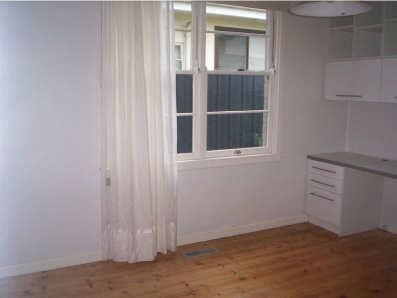 1/120 High Street Road, Ashwood VIC 3147