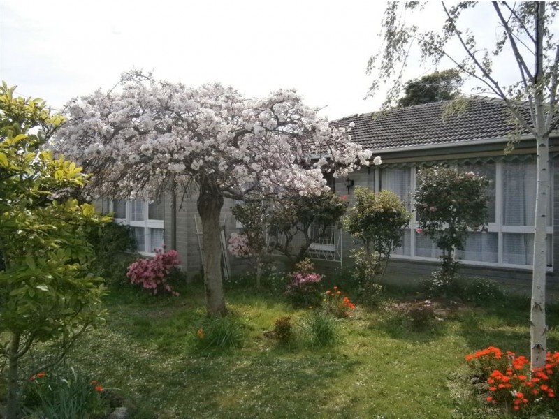 72 Windella Crescent, Glen Waverley VIC 3150