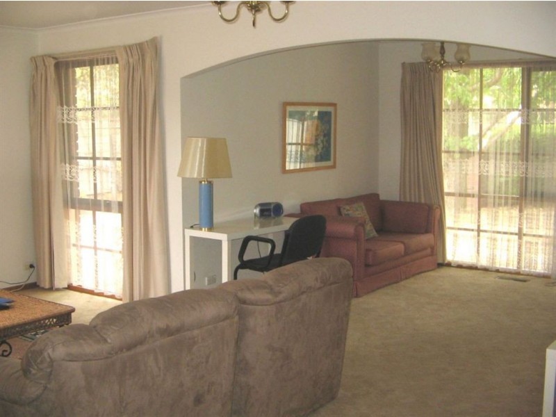 1/15 Mount Street, Glen Waverley VIC 3150