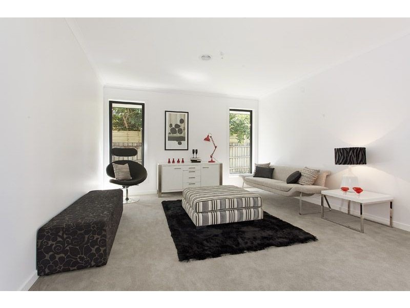 2/7 Lyric Court, Glen Waverley VIC 3150