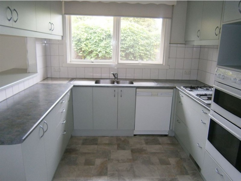 92 Marianne Way, Mount Waverley VIC 3149