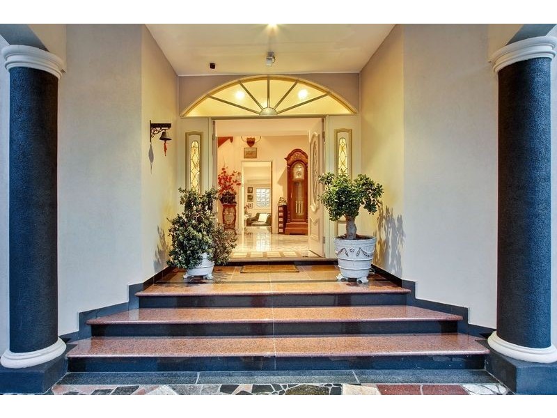 12 Little Street, Glen Waverley VIC 3150