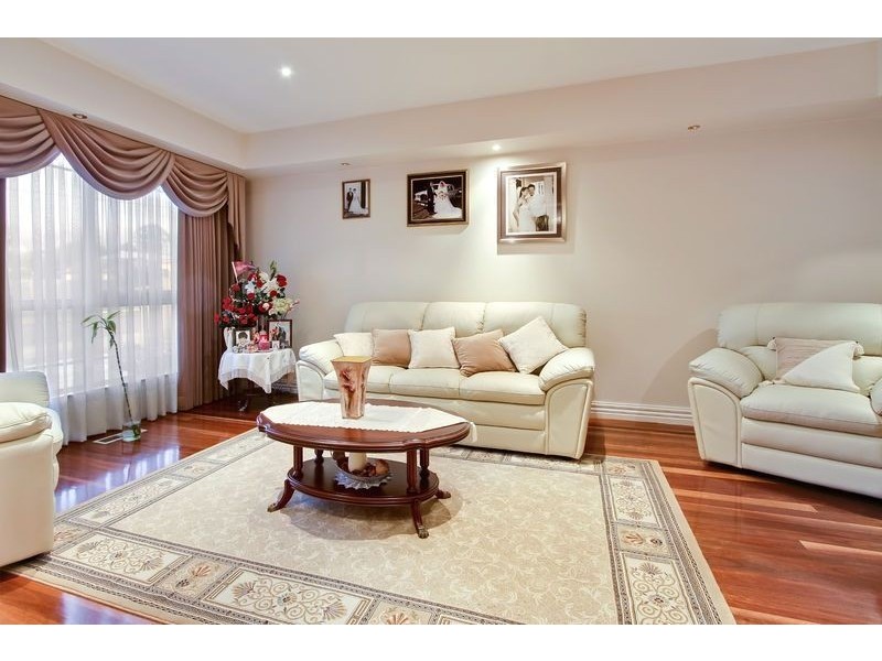 12 Little Street, Glen Waverley VIC 3150