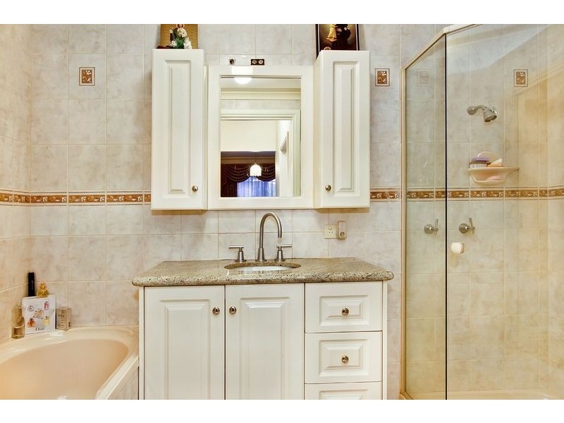 12 Little Street, Glen Waverley VIC 3150