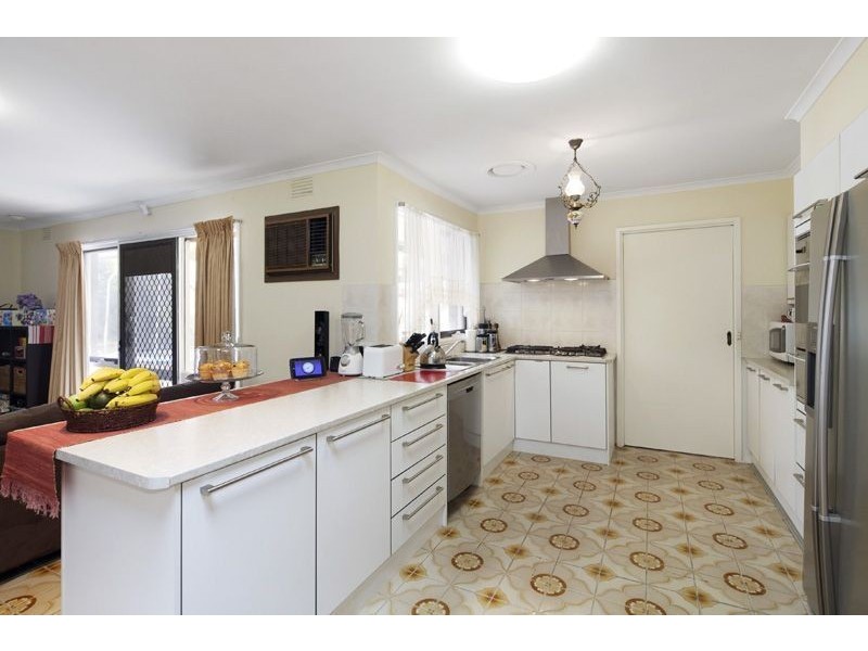 16 Wendy Court, Wheelers Hill VIC 3150