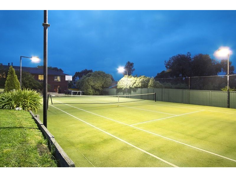 68-70 Holmbury Boulevard, Mulgrave VIC 3170