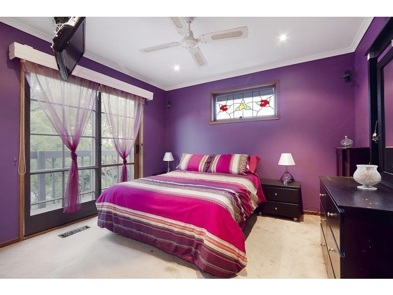 68-70 Holmbury Boulevard, Mulgrave VIC 3170