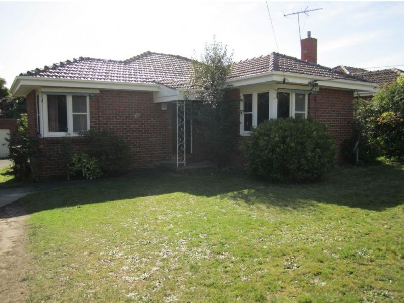 15 Woodstock Road, Mount Waverley VIC 3149