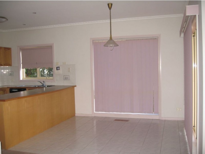 1/31 Ingleside Crescent, Glen Waverley VIC 3150