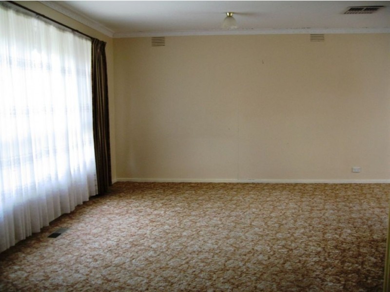 13 Crusader Crescent, Glen Waverley VIC 3150