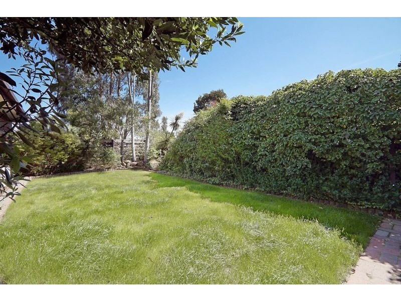 75 Weeden Drive, Vermont South VIC 3133