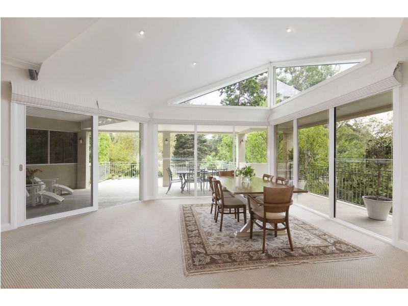 8 Yatama Court, Mount Waverley VIC 3149