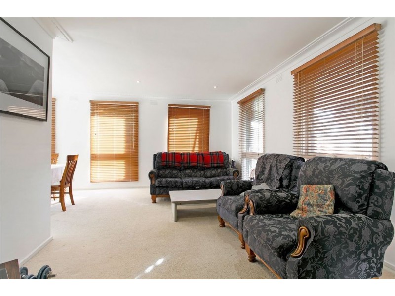 33 Browning Drive, Glen Waverley VIC 3150