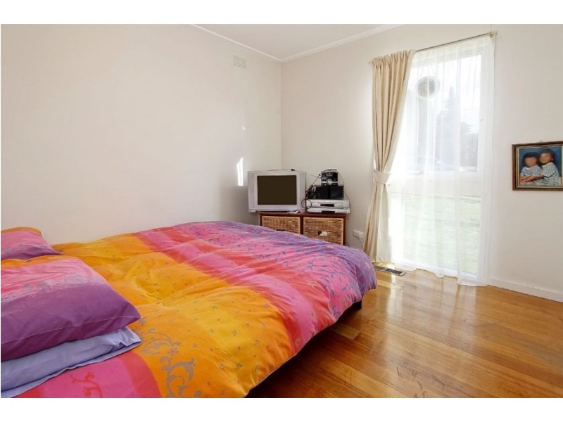 74 Glen Tower Road, Glen Waverley VIC 3150