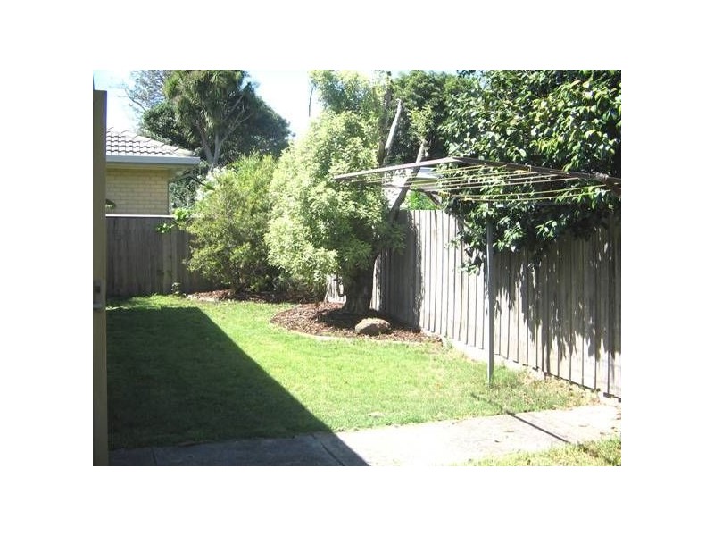 2/6 Melaleuca Drive, Glen Waverley VIC 3150