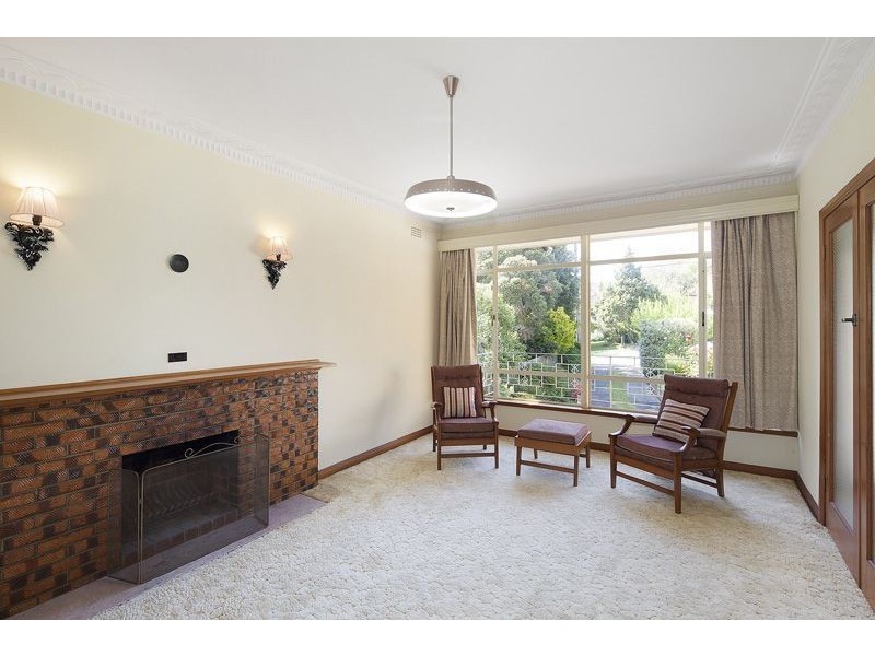 37 Cheviot Road, Mount Waverley VIC 3149