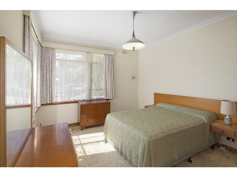 37 Cheviot Road, Mount Waverley VIC 3149