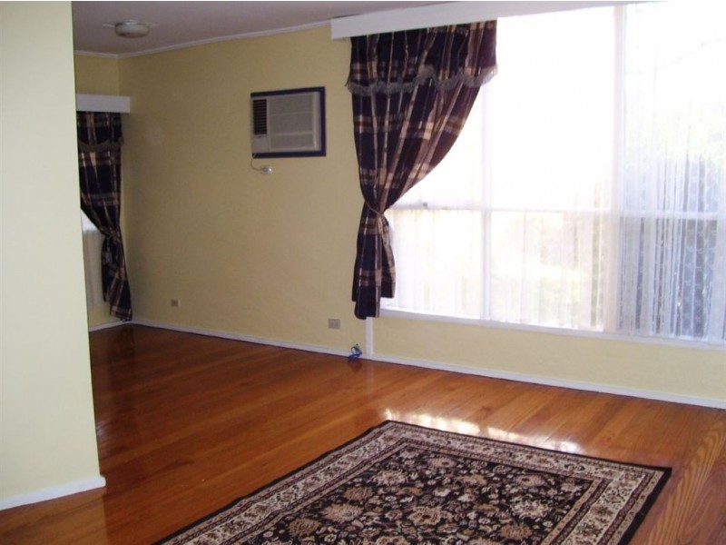 45 Illuka Crescent, Mount Waverley VIC 3149