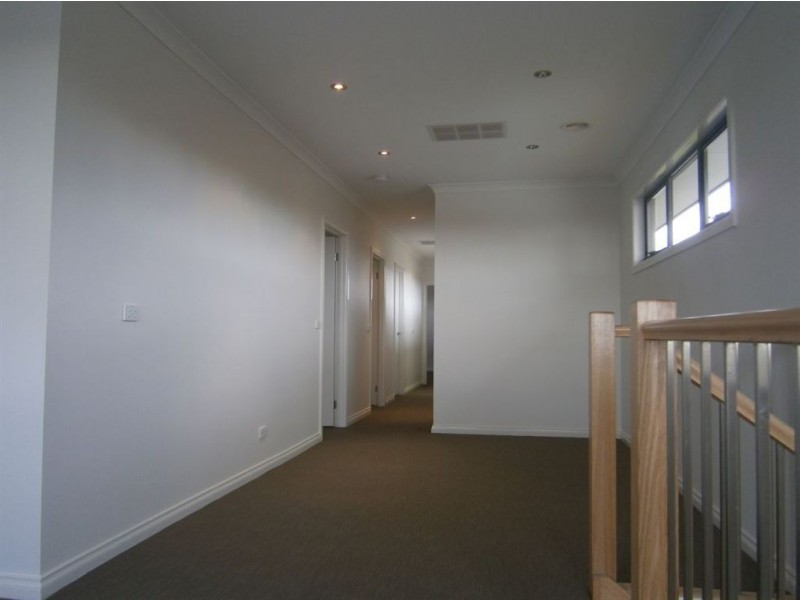 22B Viewpoint Avenue, Glen Waverley VIC 3150