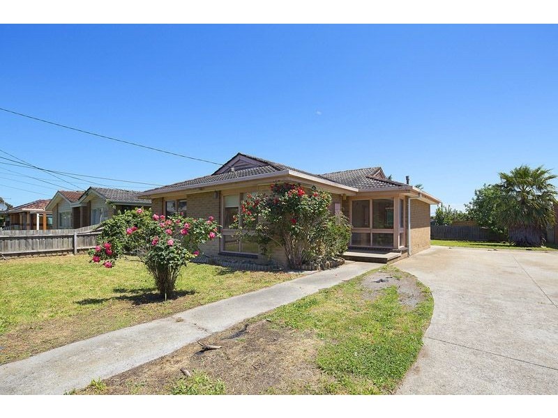 35 Grovelands Drive, Mulgrave VIC 3170