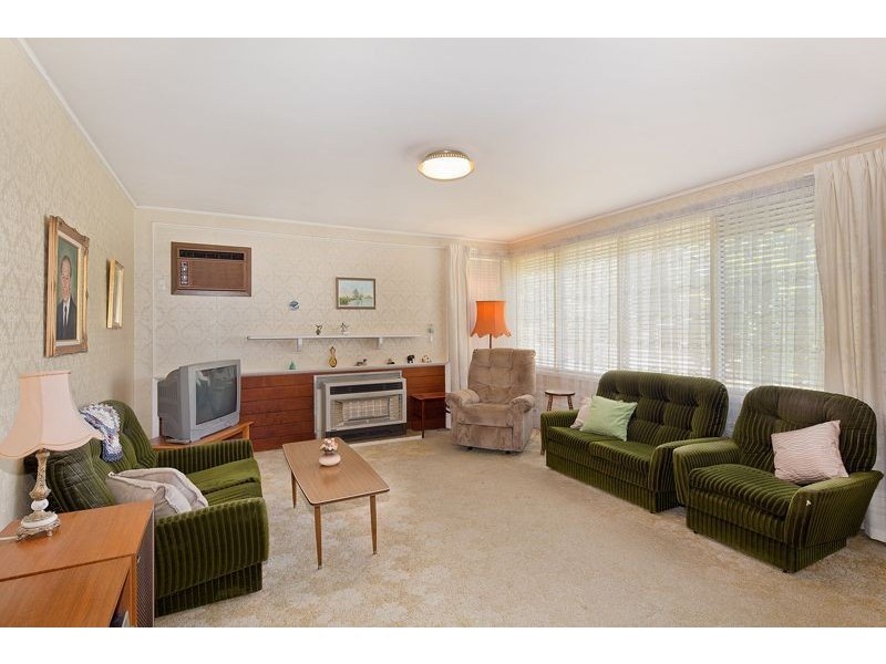 12 Wanda Street, Mulgrave VIC 3170