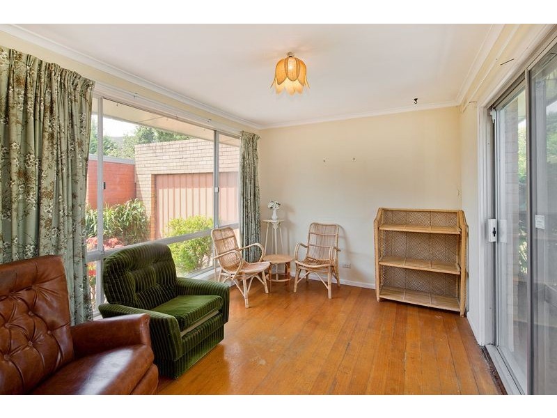 12 Wanda Street, Mulgrave VIC 3170